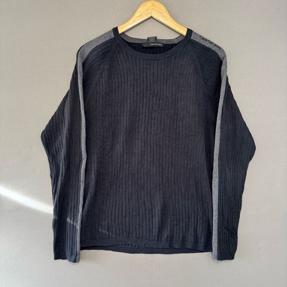 Calvin Klein Men’s Long Sleeve Knit Size Medium Grey Striped Preppy 2000s - Picture 1 of 11